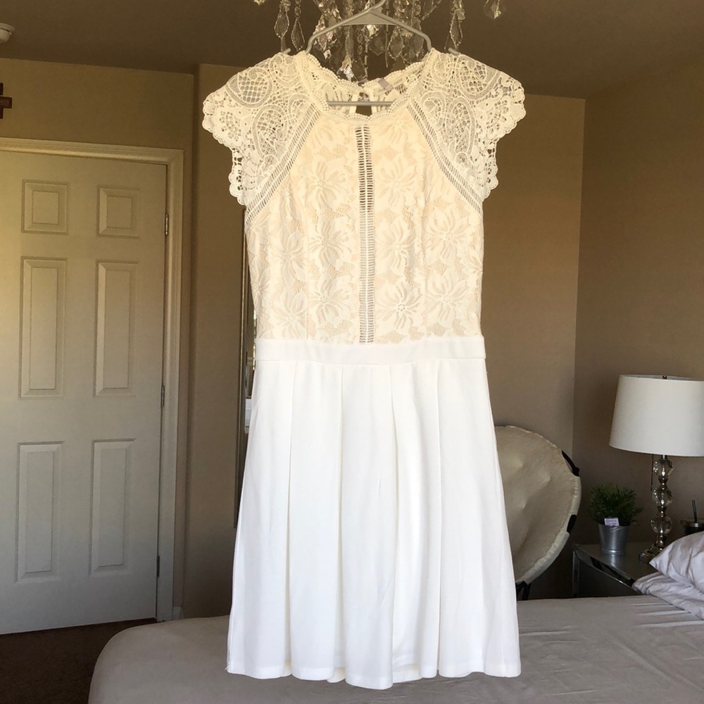 White lace dress
